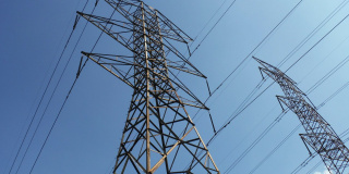 Bild eines Strommasts